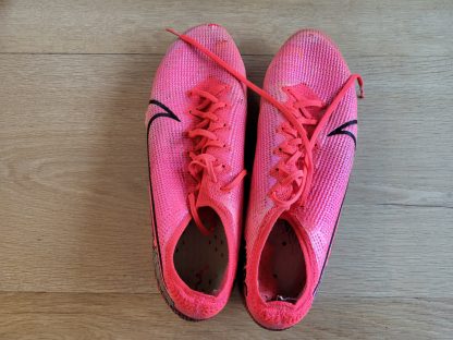 Schoenen Nike roze (Almere City FC)