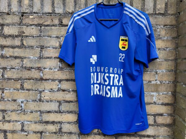 Trainingsset Jhondly van der Meer (2)