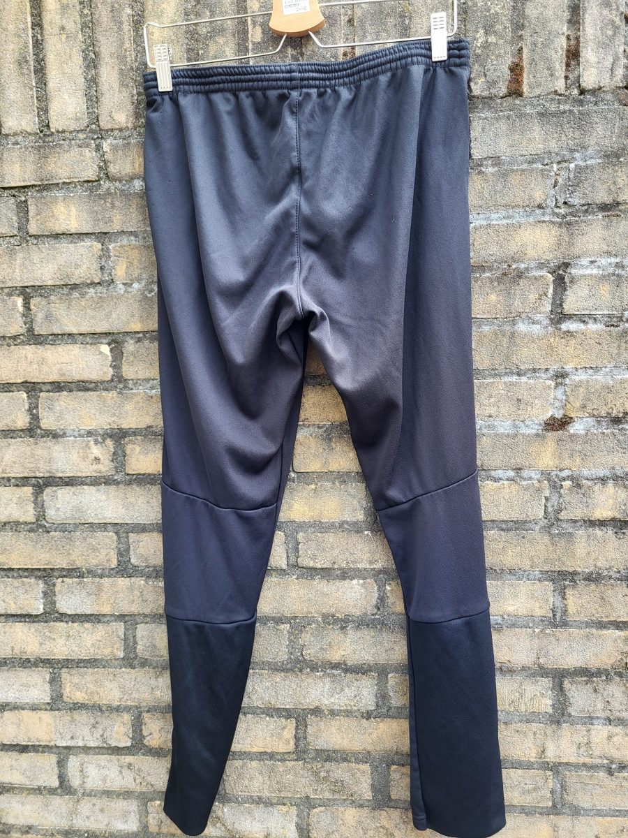 K. Beerschot V.A. Vest + short (2) - Afbeelding 4