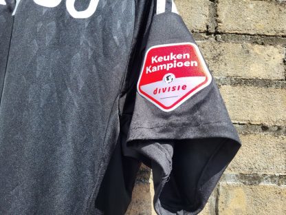 Wedstrijdshirt Yanick van Osch (met badge) (3) - Afbeelding 3