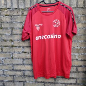 Almere City FC trainingsshirt nummer 23