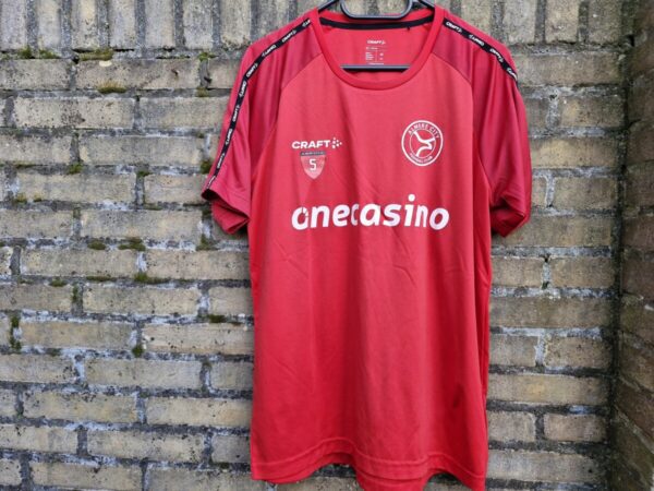 Almere City FC trainingsshirt nummer 5