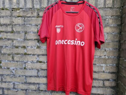 Almere City FC trainingsshirt nummer 22