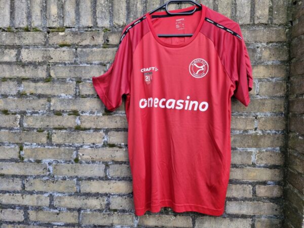 Almere City FC trainingsshirt nummer 21