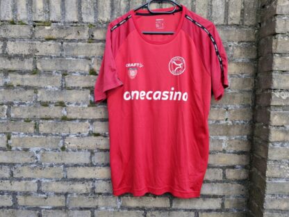 Almere City FC trainingsshirt nummer 10