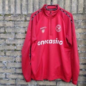 Almere City FC trainingstrui nummer 16