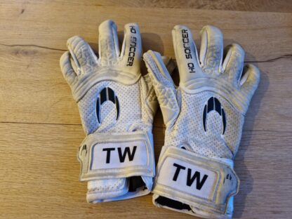 Handschoenen Ties Wiggers (met initialen) (2)