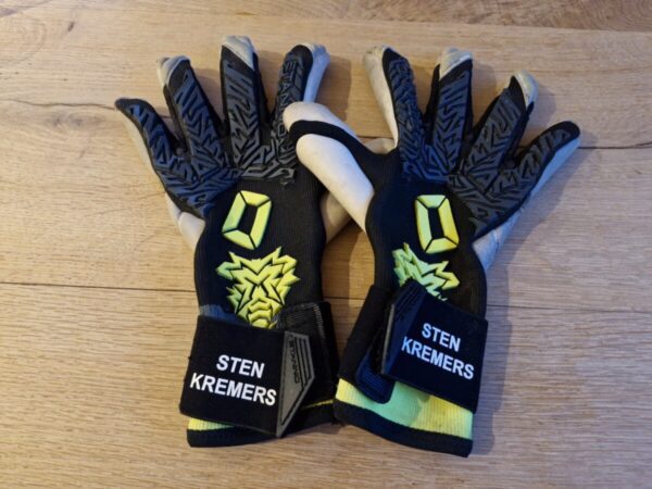 Handschoenen Sten Kremers (met naam) (1)