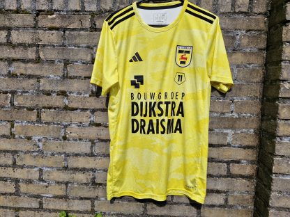 SC Cambuur Warming up shirt nummer 11