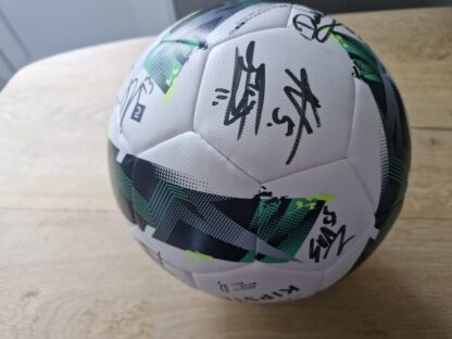 KSC Lokeren gehandtekende bal - Afbeelding 4