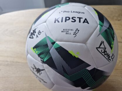Sporting Hasselt gehandtekende bal - Afbeelding 4