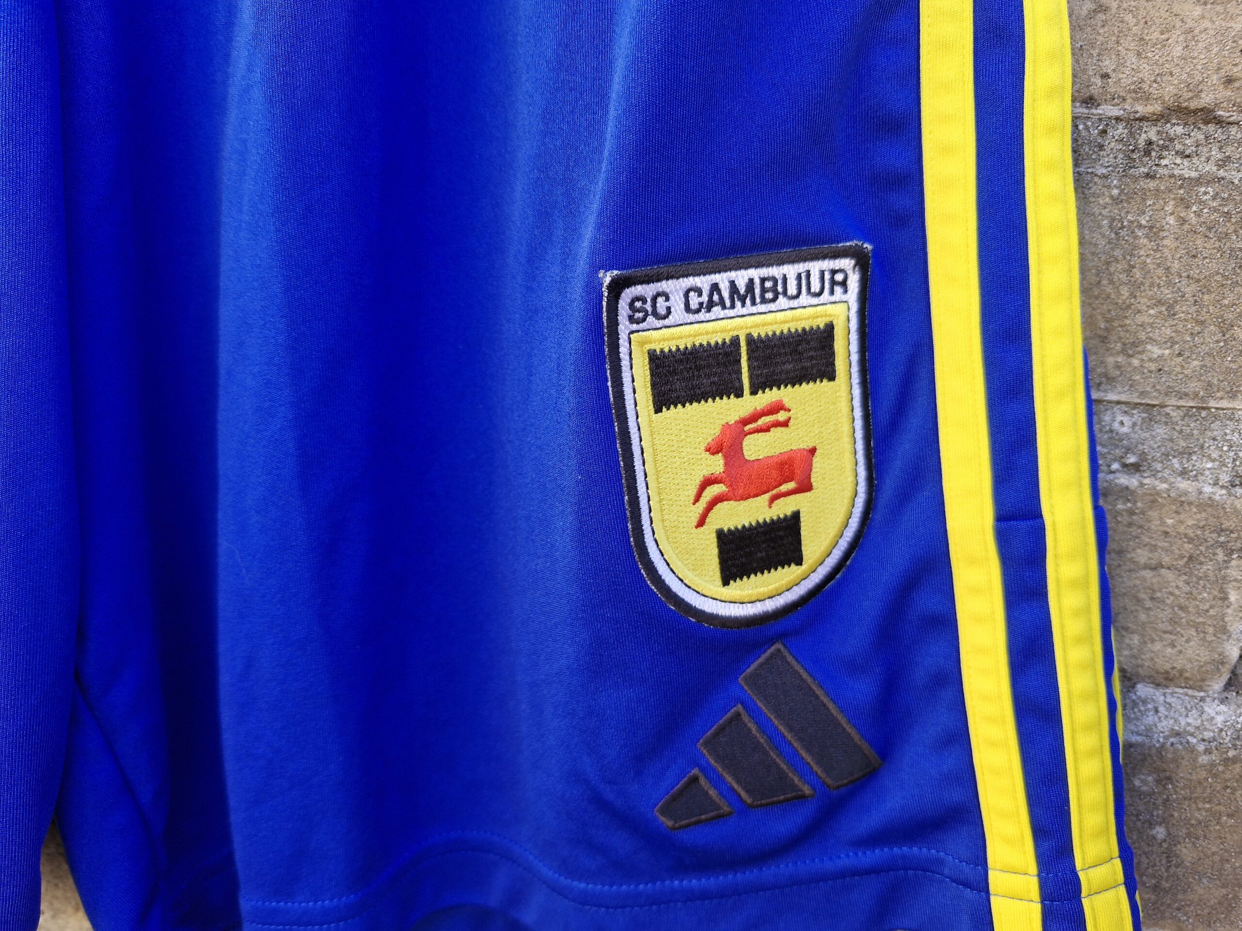 SC Cambuur jeugdshirt + broekje nummer 3 (thuis) - Afbeelding 5