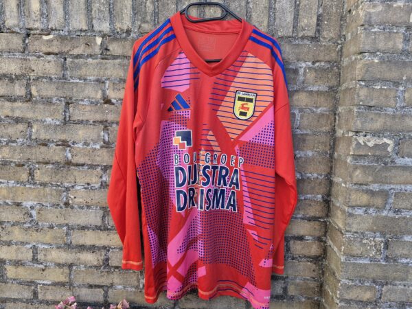 SC Cambuur jeugdshirt + broekje nummer 1 (rood) - Afbeelding 3
