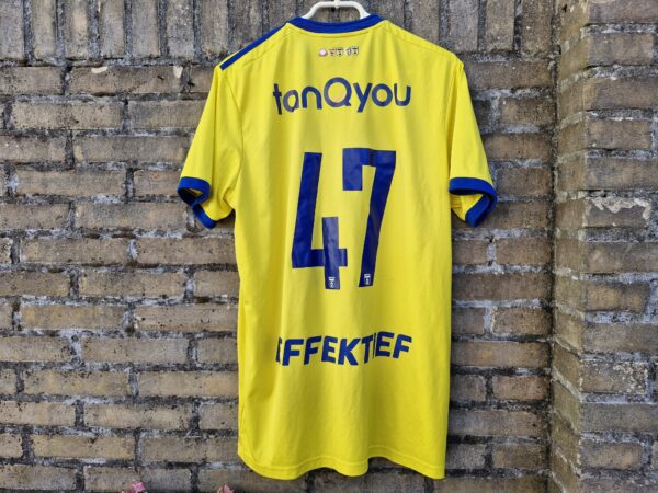 SC Cambuur jeugdshirt + broekje nummer 47 (thuis) (2)