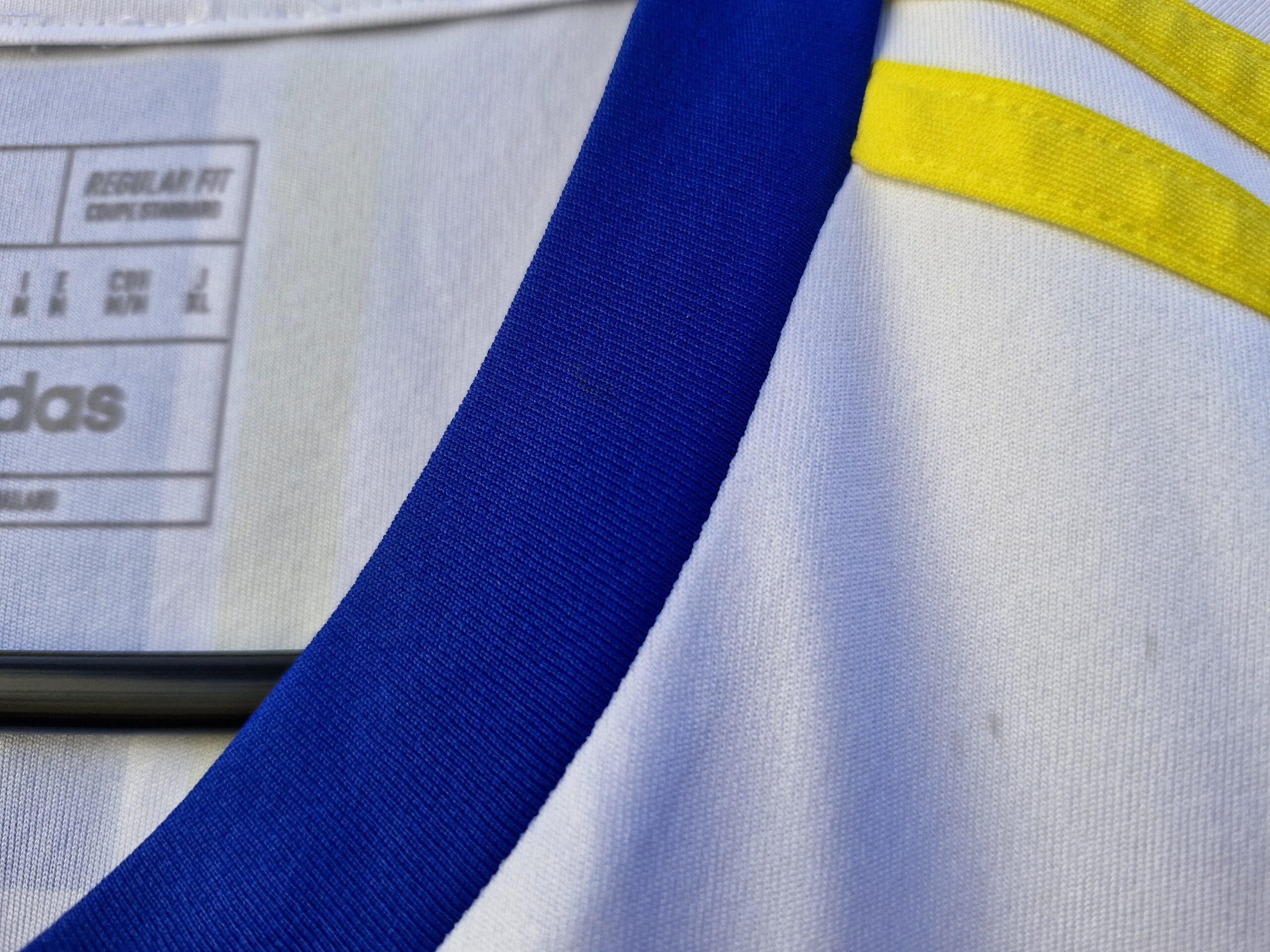SC Cambuur jeugdshirt + broekje nummer 19 (uit) - Afbeelding 6
