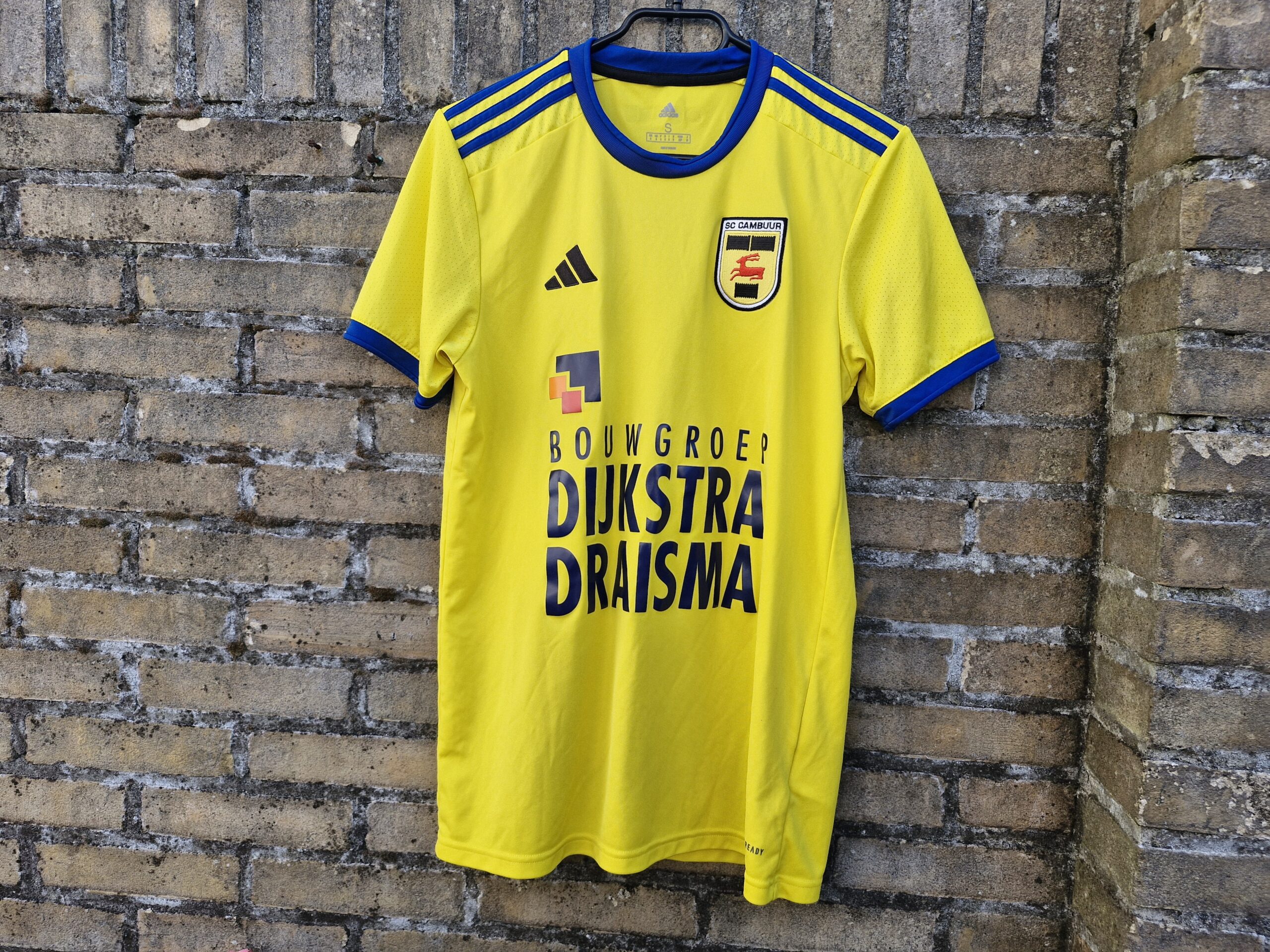 SC Cambuur jeugdshirt + broekje nummer 40 (thuis) - Afbeelding 3