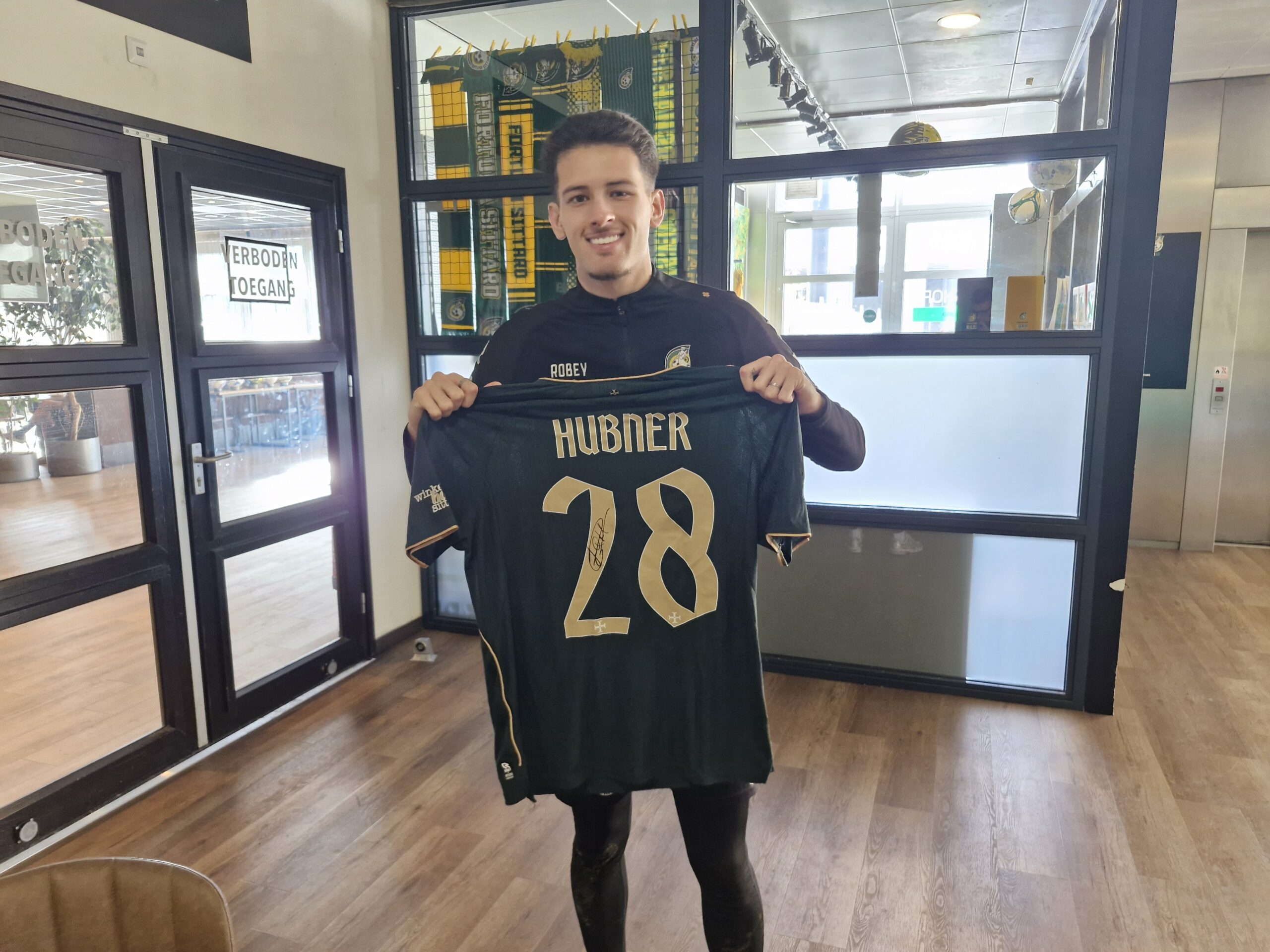 Wedstrijdshirt Justin Hubner (met badge)