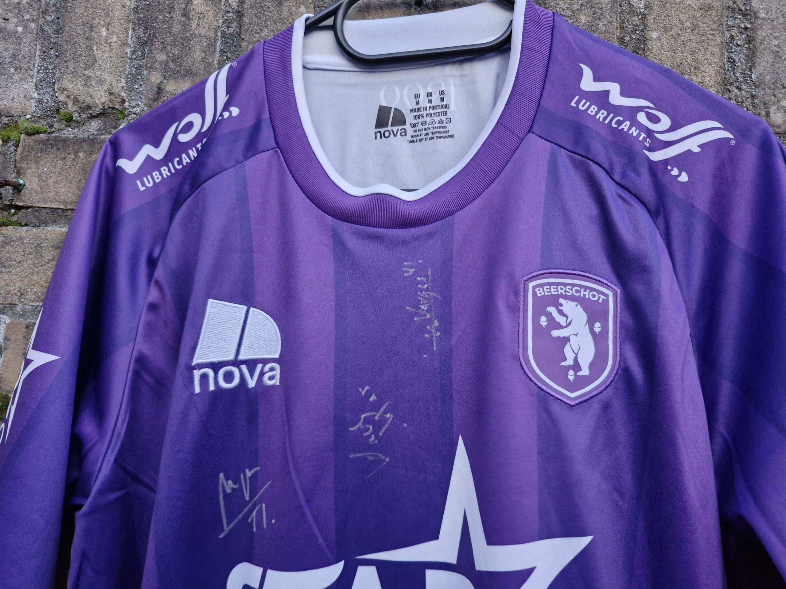 K. Beerschot V.A. Gehandtekend homeshirt (1) - Afbeelding 4