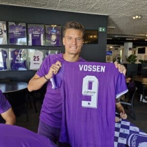 Gehandtekend homeshirt Jelle Vossen
